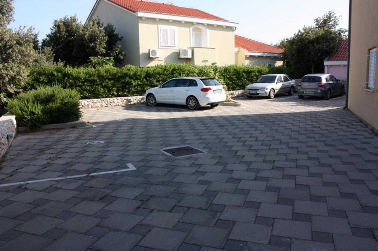 Apartments Jtv Simuni Kolan Buitenkant foto